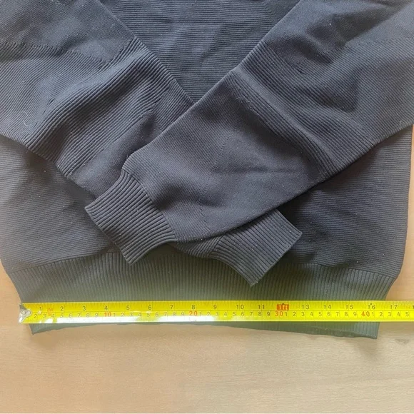 Lululemon All Around Crewneck Sweater Black - Picture 9 of 11